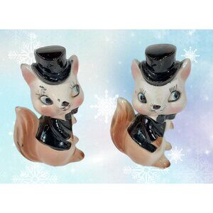 Salt And Pepper Fox Shakers Kitschy Anthropomorphic Hunting Equestrian